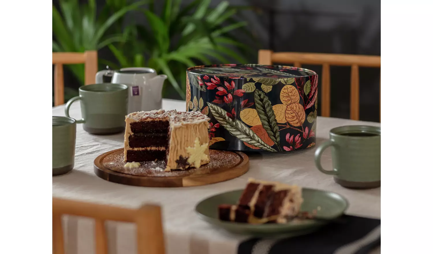 Habitat Cake Board with Printed Lid