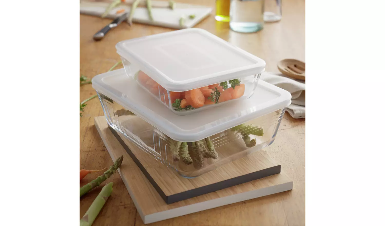 Pyrex Set of 2 Glass Roasters with Plastic Storage Lids